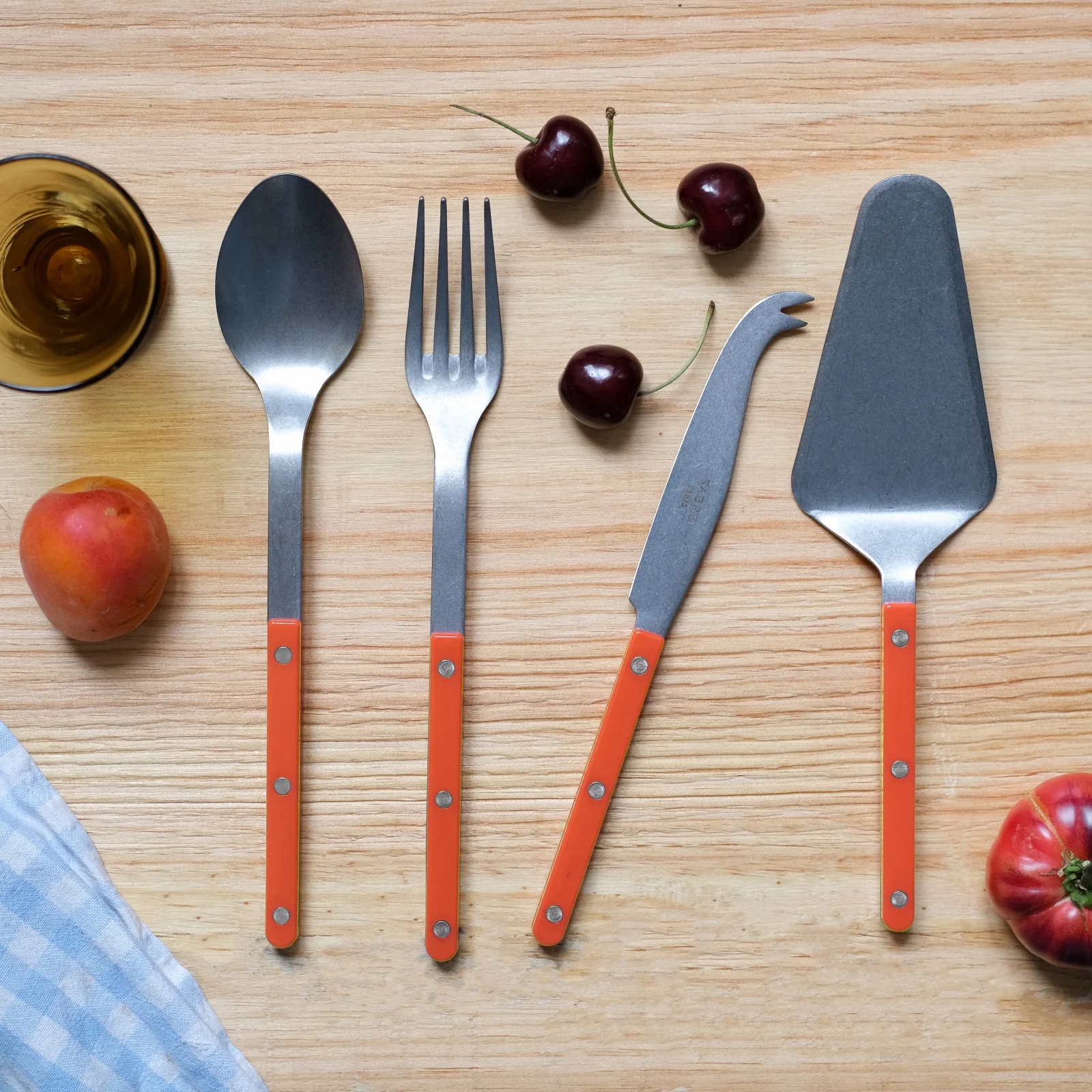 Bistrot Vintage Uni, Orange - Set Les Essentiels Bistrot - ensemble de 4 couverts de service - Image 2